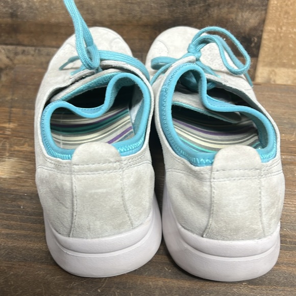 DANSKO Elise Slip Resistant Gray Suede Shoes Sneakers Women's Size‎ 39 - Picture 2 of 7
